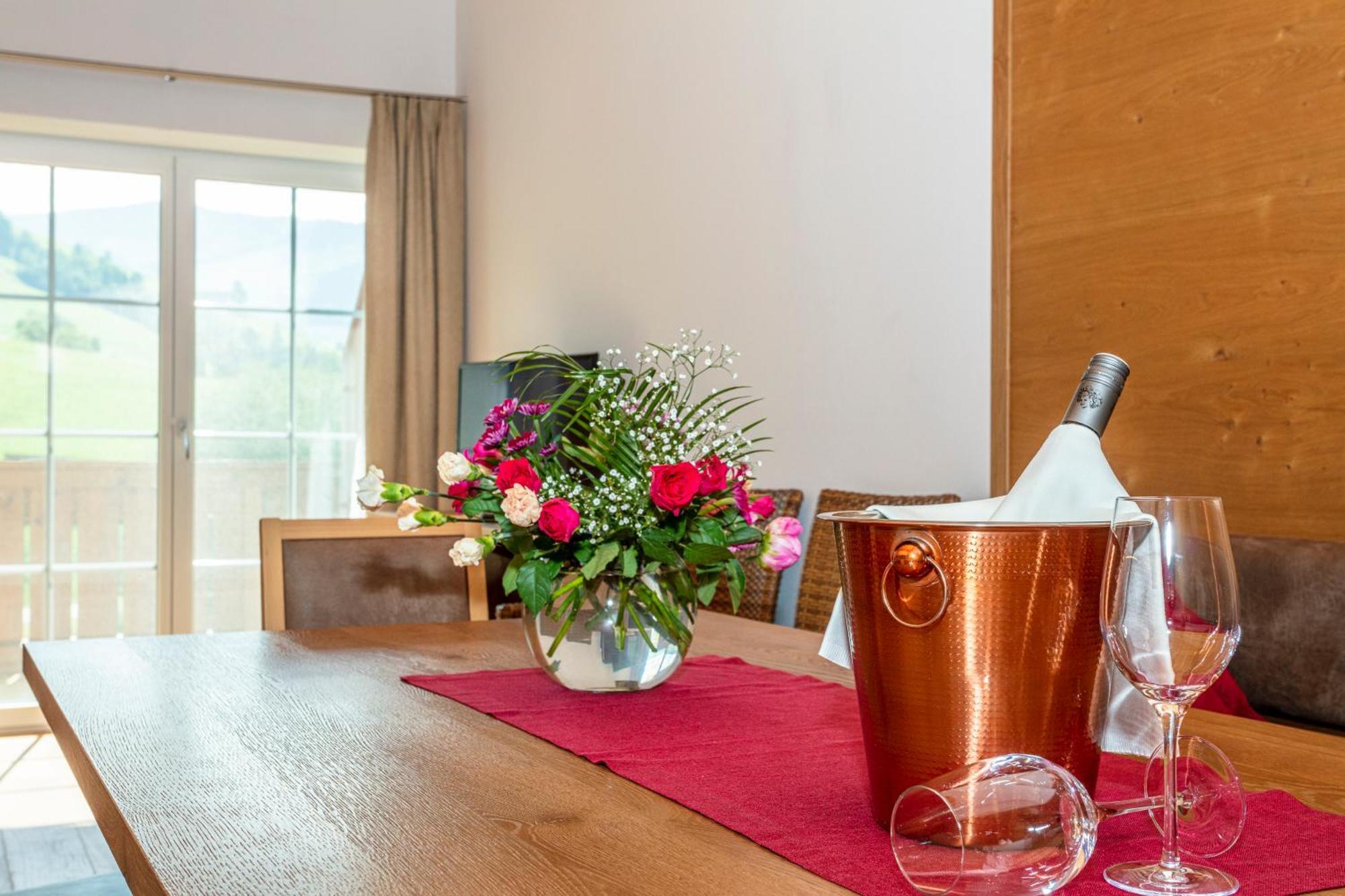 Appartements Ferienwohnungen Unser Unterberg Maria Alm am Steinernen Meer Ruang foto